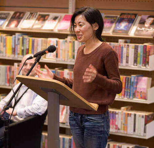 A confident public speaker - copyright Writers Centre Norwich www.flickr.com/photos/writerscentrenorwich/